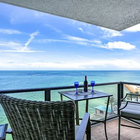440 West, Unit 1208N Villa